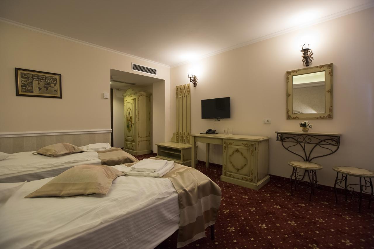 Hotel Aviator Boutique Otopeni Ngoại thất bức ảnh
