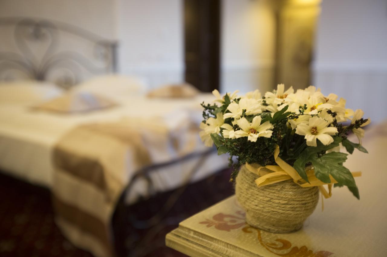 Hotel Aviator Boutique Otopeni Ngoại thất bức ảnh